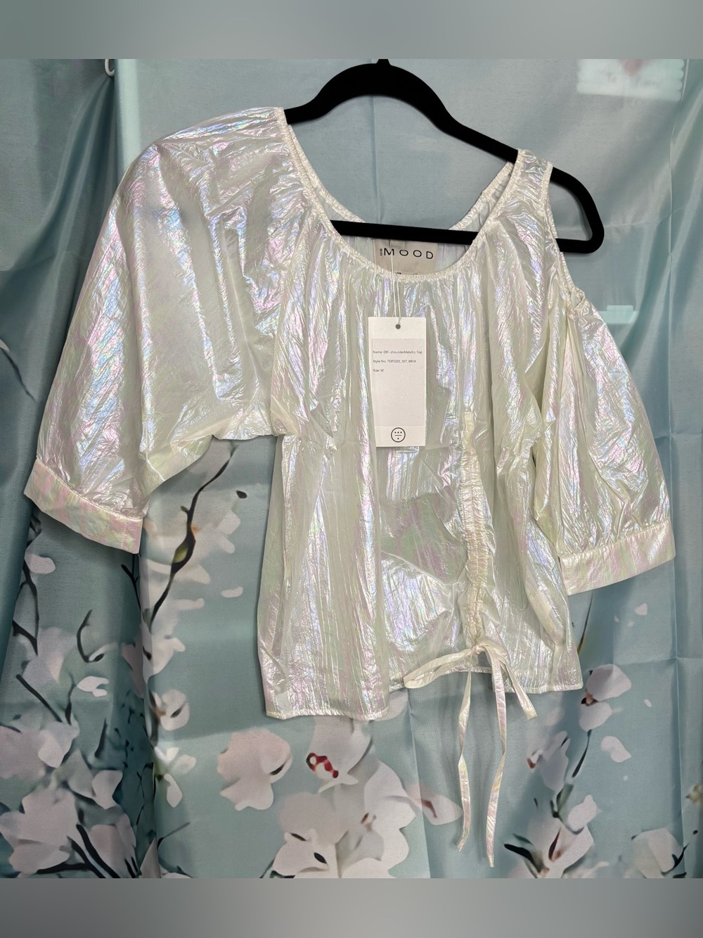 NWT IN MOOD White Iridescent Cold Shoulder Ruched Drawstring Top Medium